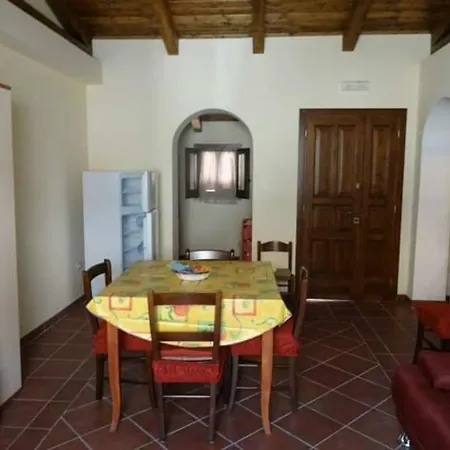 Romantica Ed Accogliente Casa Vacanze Per Due A 別荘