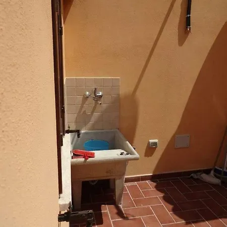 Romantica Ed Accogliente Casa Vacanze Per Due A 別荘 *